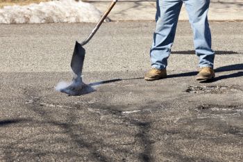 Pothole Filling in Maple Shade, New Jersey by P&J Asphalt Paving
